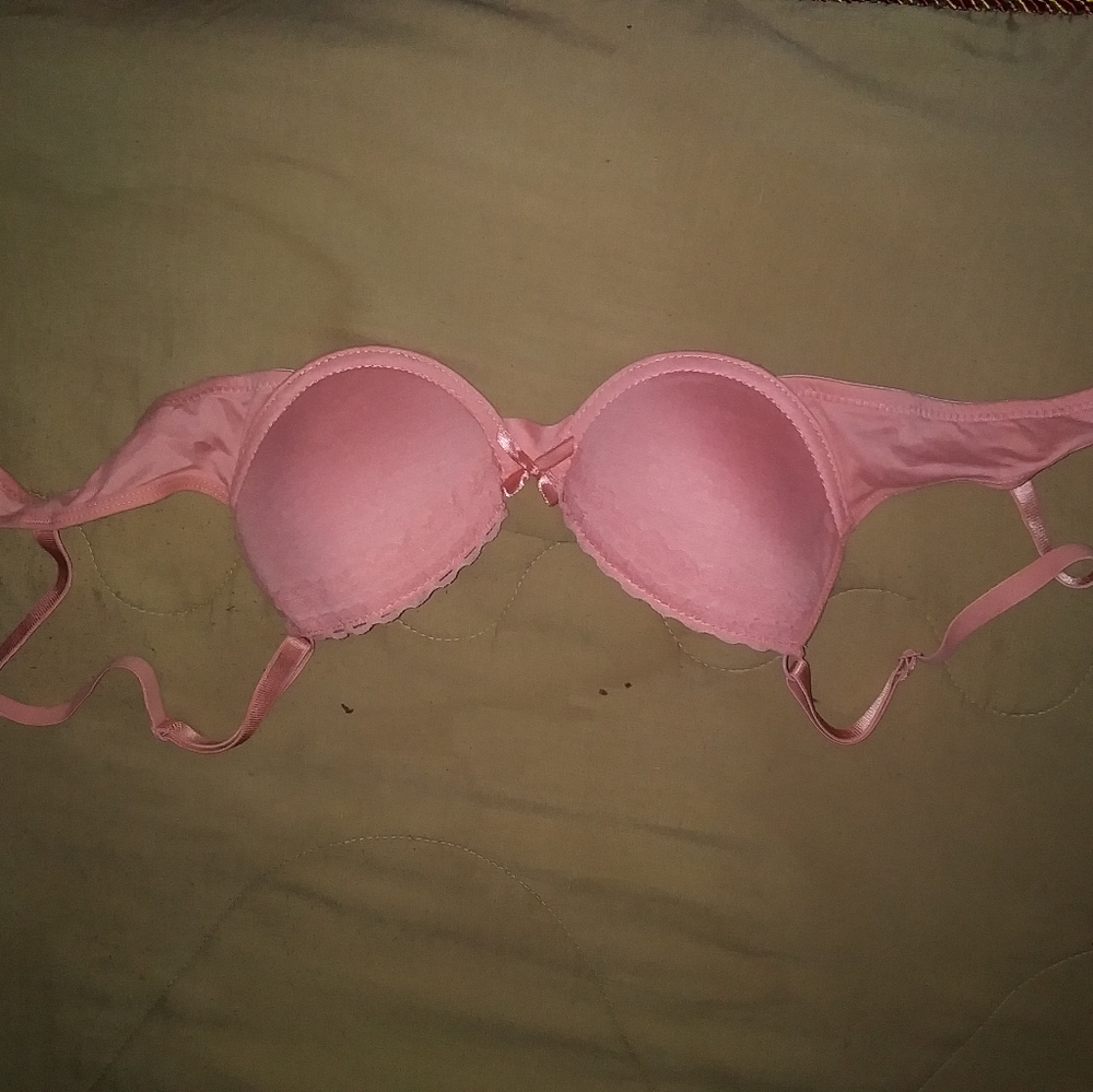 Bra - Picture 1 of 6